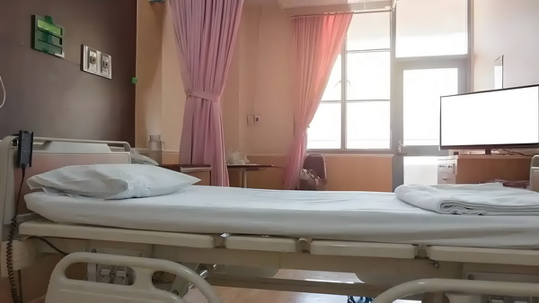 深圳市积分入户如何办理流程_你属于我，酋长近端锋凯尔西首次晒出与霉霉恋爱后的甜蜜合照 还从未见娘丈母过如此强势的